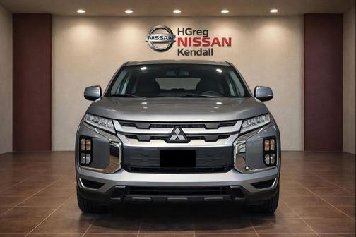 Mercury Gray Metallic 2024 Mitsubishi Outlander Sport 2.0 ES