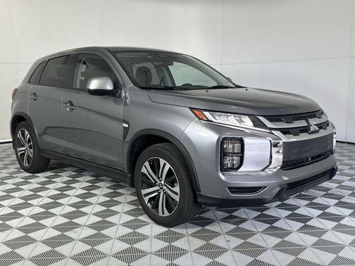Mercury Gray Metallic 2024 Mitsubishi Outlander Sport 2.0 ES