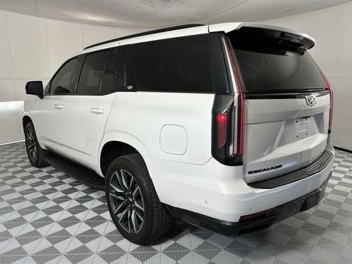 Crystal White Tricoat 2021 Cadillac Escalade Sport
