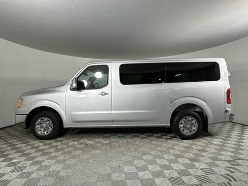 2018 Nissan NV Passenger NV3500 HD S V6