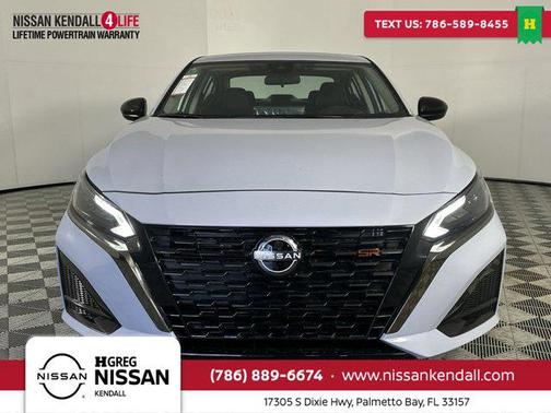 2025 Nissan Altima SR FWD