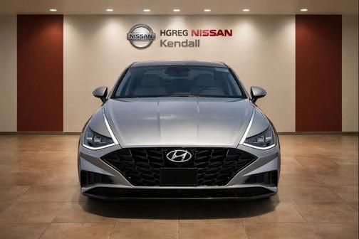 Shimmering Silver Pearl 2020 Hyundai SONATA SEL