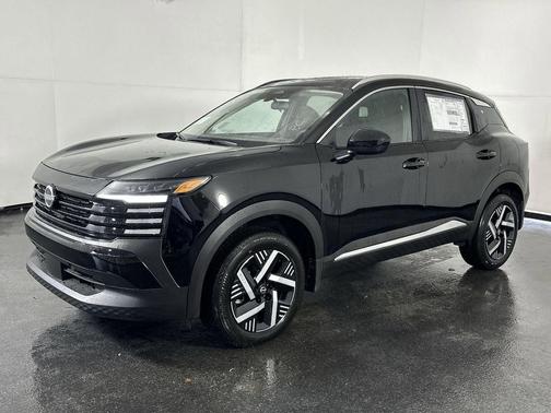 Super Black 2026 Nissan Kicks SV