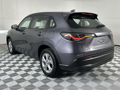 Modern Steel Metallic 2023 Honda HR-V LX
