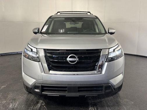 2024 Nissan Pathfinder SV FWD