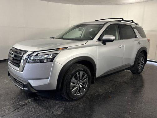 2024 Nissan Pathfinder SV FWD