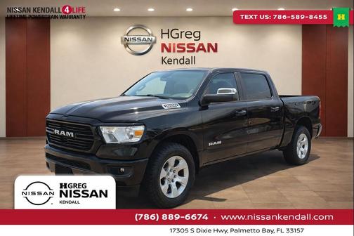 Diamond Black Crystal Pearlcoat 2020 RAM 1500 Big Horn/Lone Star