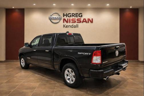 Diamond Black Crystal Pearlcoat 2020 RAM 1500 Big Horn/Lone Star