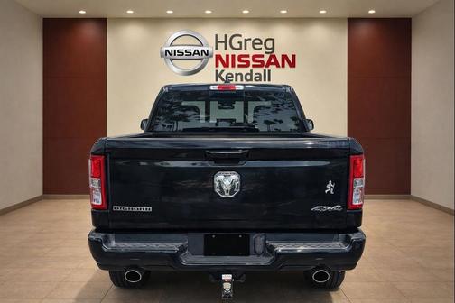 Diamond Black Crystal Pearlcoat 2020 RAM 1500 Big Horn/Lone Star
