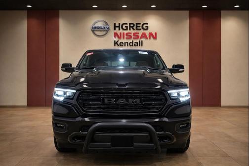 Diamond Black Crystal Pearlcoat 2021 RAM 1500 Limited
