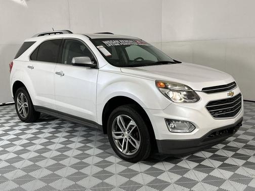 Iridescent Pearl Tricoat 2017 Chevrolet Equinox Premier