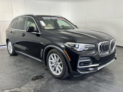 2022 BMW X5 PHEV xDrive45e
