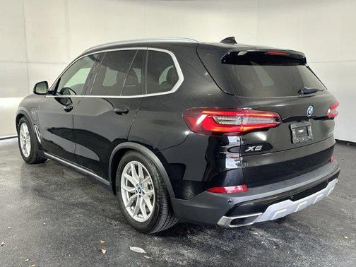 2022 BMW X5 PHEV xDrive45e