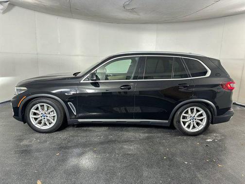 2022 BMW X5 PHEV xDrive45e