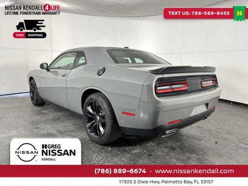 2023 Dodge Challenger SXT