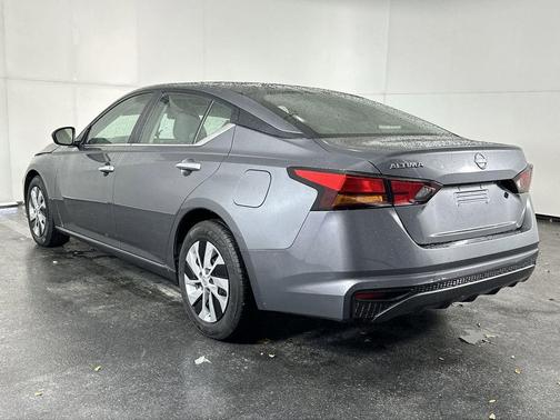 Gun Metallic 2024 Nissan Altima S FWD