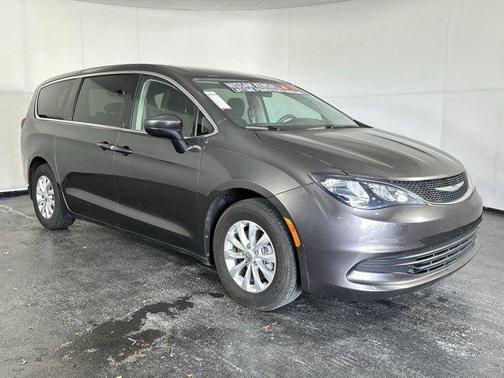 2018 Chrysler Pacifica LX