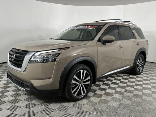 2023 Nissan Pathfinder Platinum 4WD