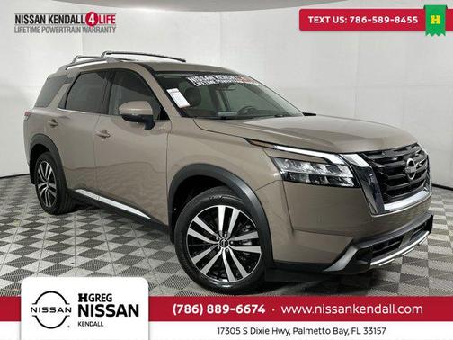 2023 Nissan Pathfinder Platinum 4WD