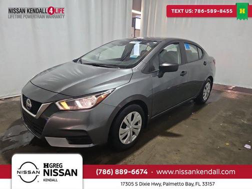 2022 Nissan Versa 1.6 S