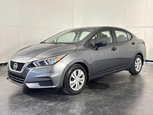 2022 Nissan Versa 1.6 S
