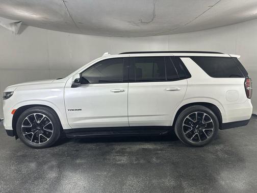 Iridescent Pearl Tricoat 2023 Chevrolet Tahoe 2WD RST