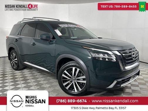 2023 Nissan Pathfinder Platinum FWD