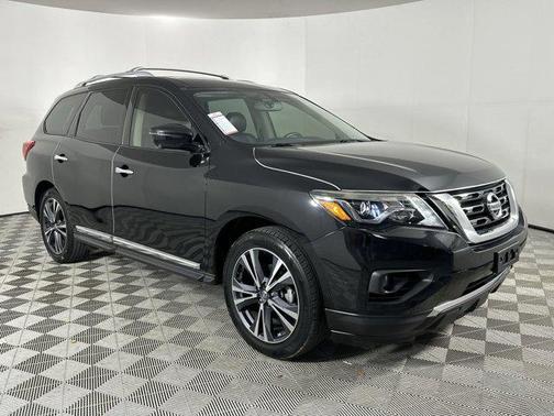 2020 Nissan Pathfinder Platinum 2WD