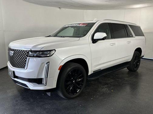 2022 Cadillac Escalade ESV Premium Luxury