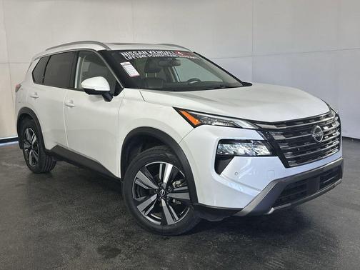 2025 Nissan Rogue SL