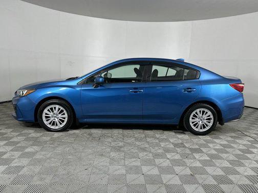 2017 Subaru Impreza 2.0i Premium