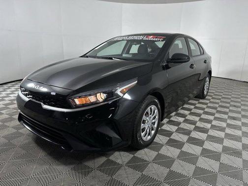 2022 Kia Forte FE