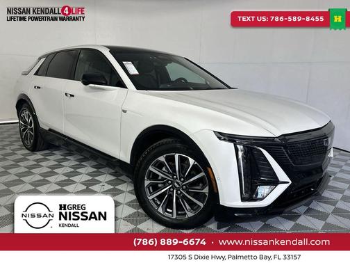 Crystal White Tricoat 2024 Cadillac LYRIQ Sport