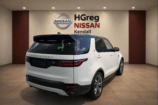 White 2021 Land Rover Discovery P360 S R-Dynamic