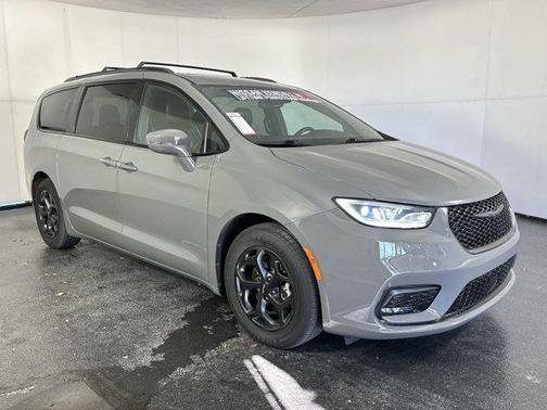 2021 Chrysler Pacifica Hybrid Limited