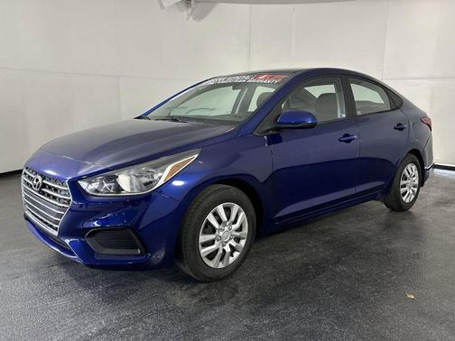 2020 Hyundai Accent SE