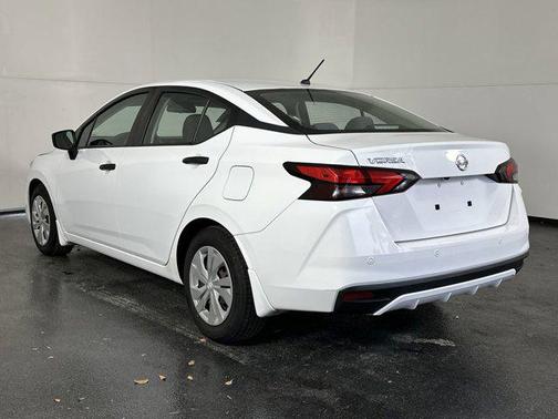 2021 Nissan Versa 1.6 S