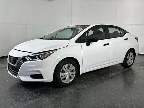 2021 Nissan Versa 1.6 S