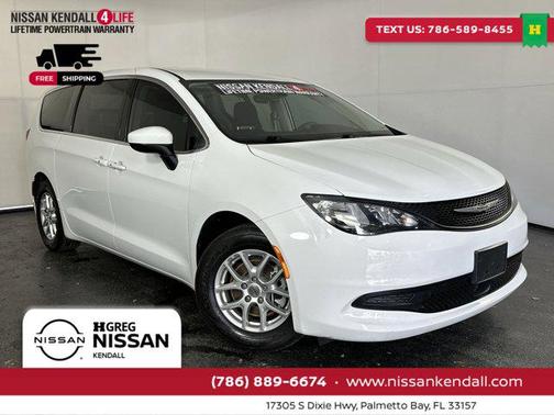 2023 Chrysler Voyager LX