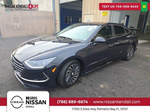 2023 Hyundai SONATA Hybrid Limited