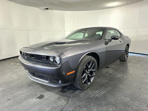 2022 Dodge Challenger SXT
