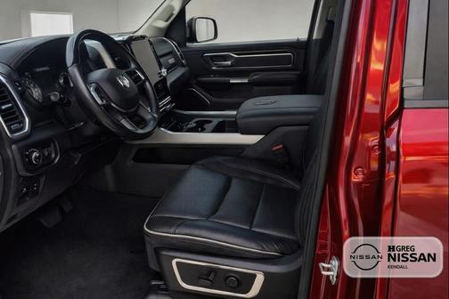 Delmonico Red Pearlcoat 2022 RAM 1500 Laramie