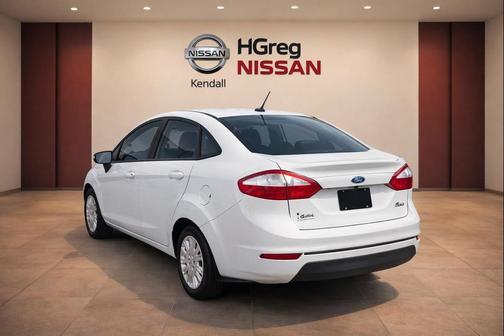 Oxford White 2019 Ford Fiesta S