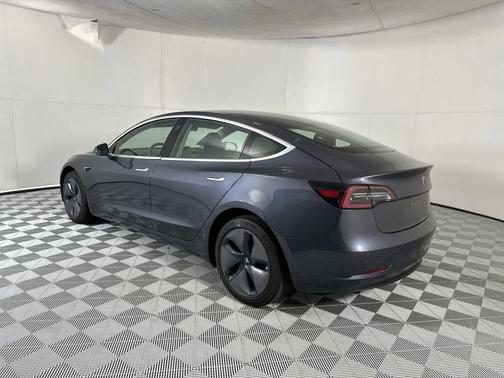 Solid Black 2019 Tesla Model 3 Standard Range Plus
