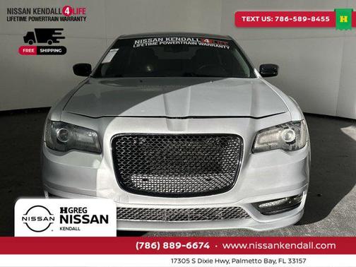 2020 Chrysler 300 Touring