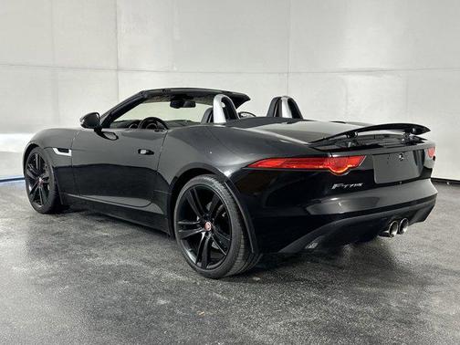 2017 Jaguar F-TYPE Premium