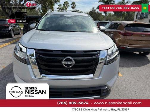 2023 Nissan Pathfinder SL FWD
