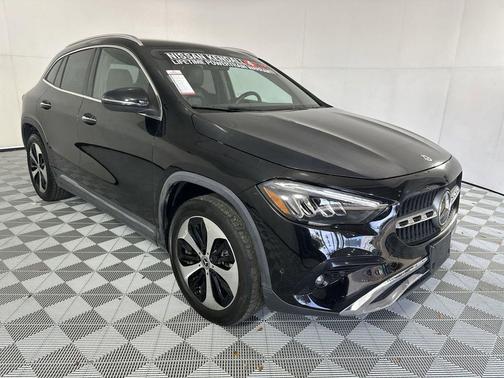 Night Black 2025 Mercedes-Benz GLA 250 4MATIC