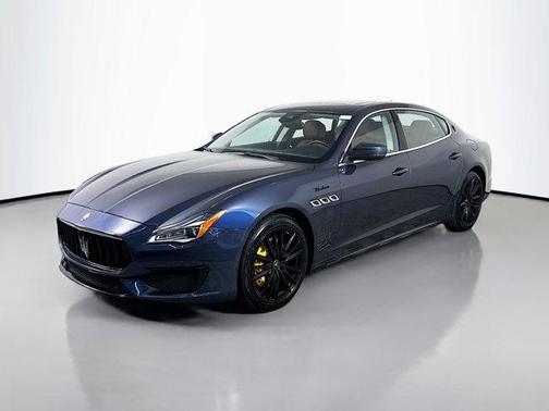 2022 Maserati Quattroporte Modena Q4