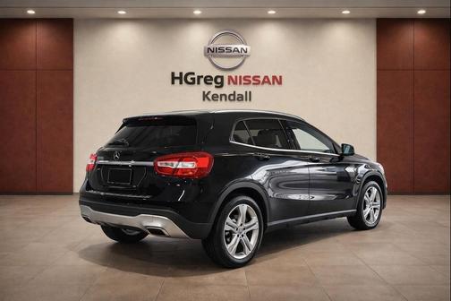 Night Black 2018 Mercedes-Benz GLA 250 Base